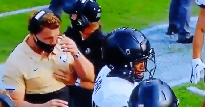 WATCH: Army lineman head-butts coach on sideline