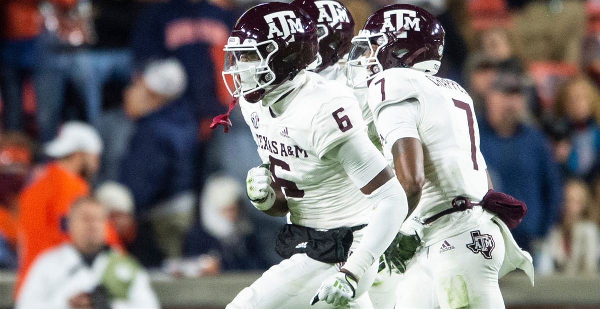 RECRUITING: Four-star DL Enai White signs with Texas A&M Aggies - Good Bull  Hunting