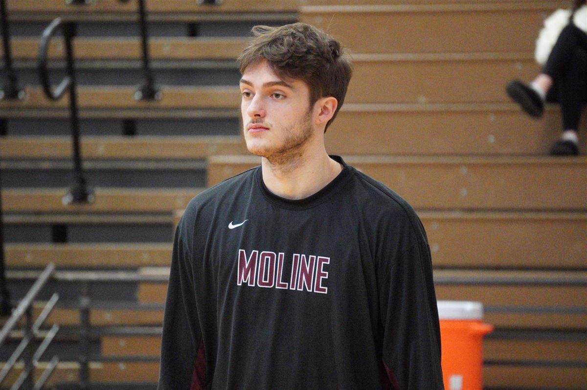 Scouting Video Iowa signee Owen Freeman at the Midwest Crossroads Shootout Football Alliance