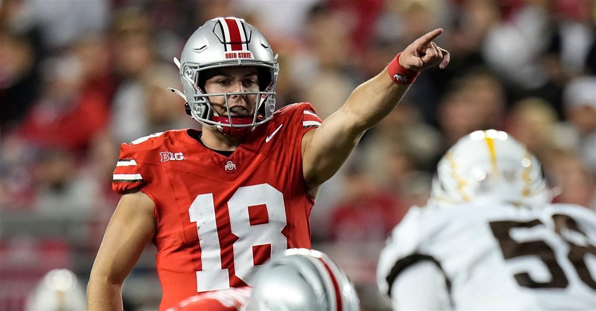Big Ten QB rankings emphasize clear top tier as Will Howard, Dillon Gabriel headline best Week 13 arms