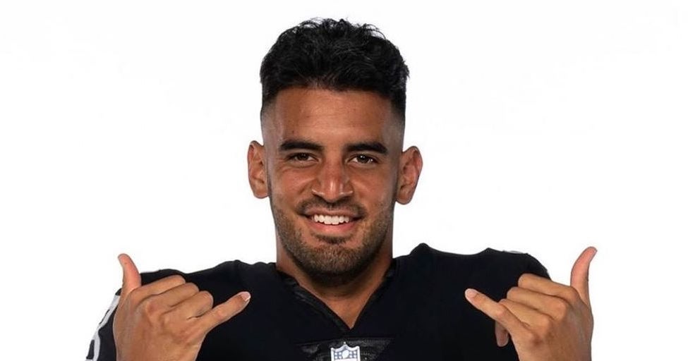 marcus mariota raiders shirt