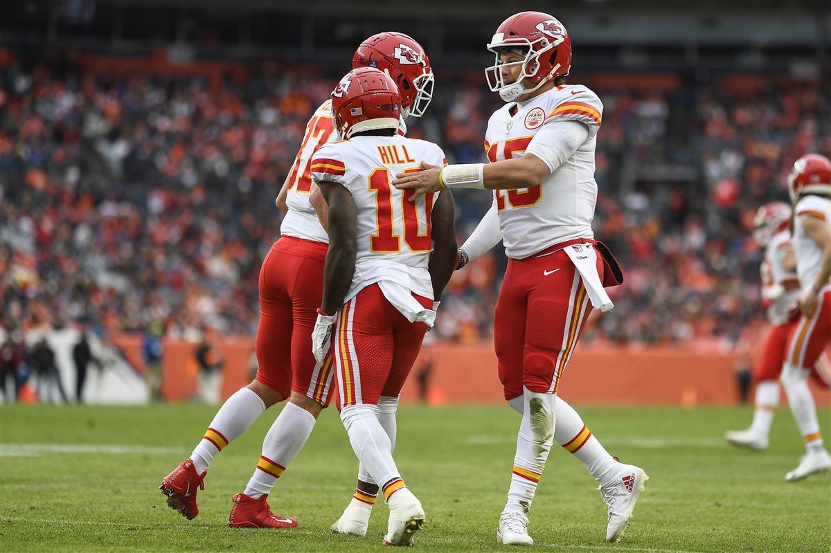 Chiefs News 7/27: If Tyreek makes Canton, he plans to enter a