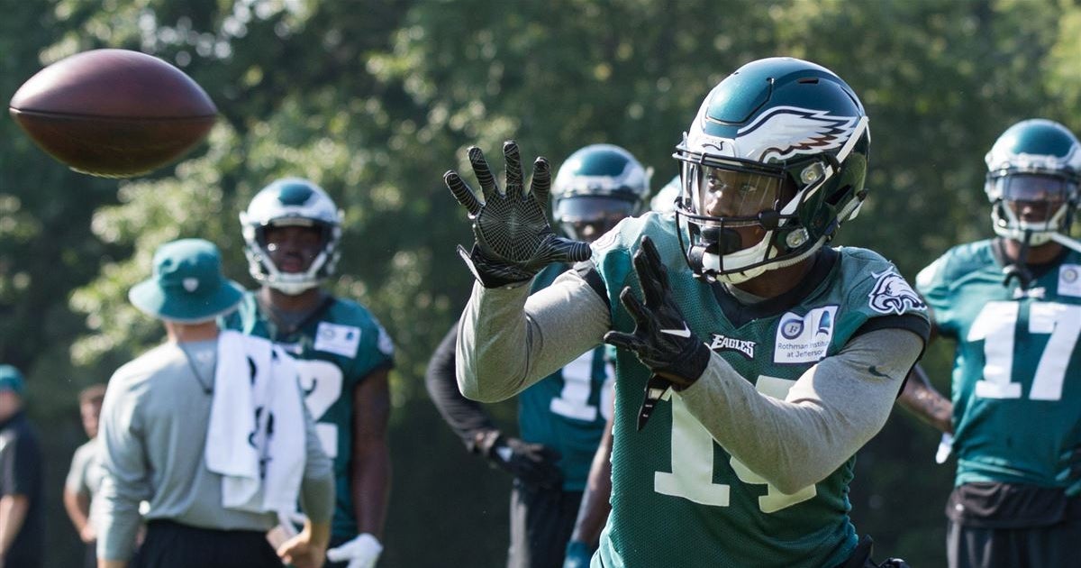 Eagles waive two wide receivers, one cornerback