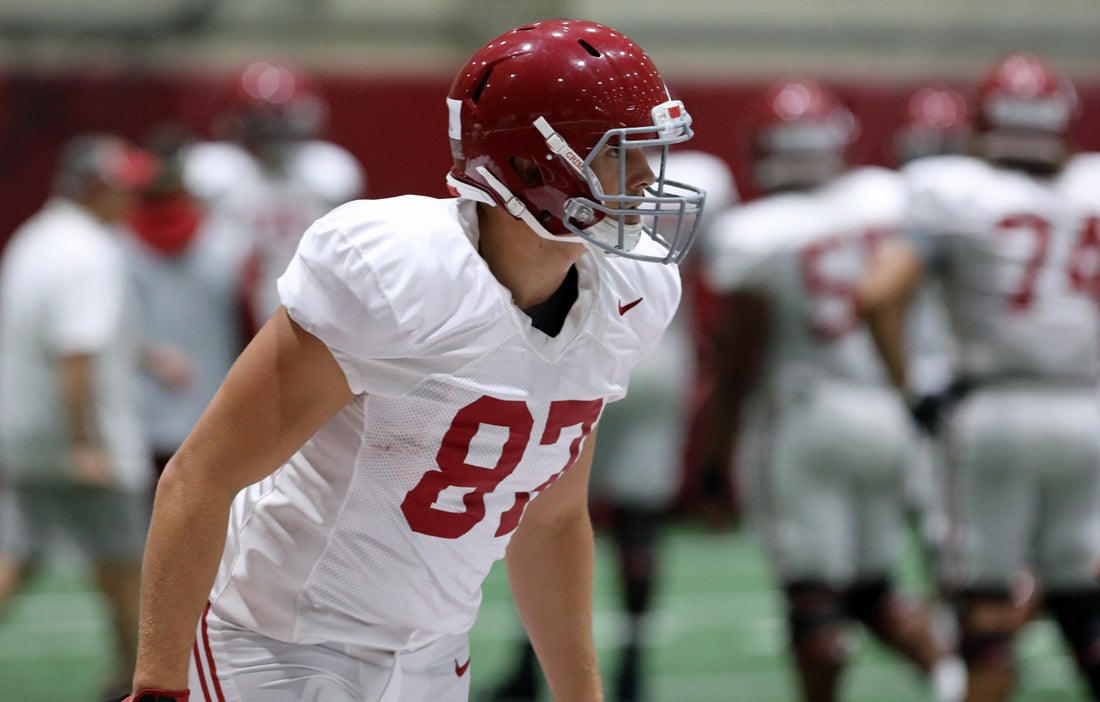 WATCH Crimson Tide works inside on scrimmage eve