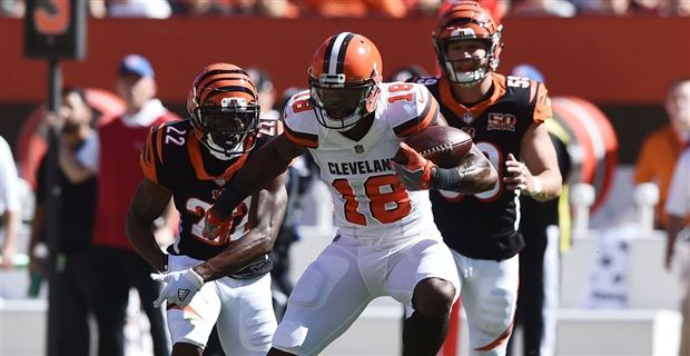 NFL Auction  Crucial Catch - Browns DeShone Kizer game worn Browns jersey  (October 8, 2017) Size 42