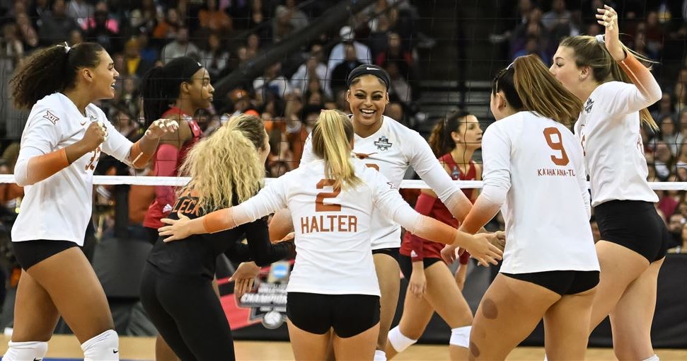 No. 1 Texas wins women's volleyball national title in dominating 30