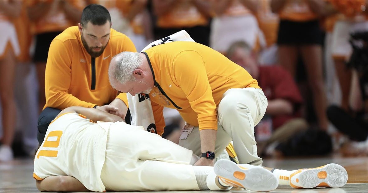 Rick Barnes updates the status of injured Tennessee basketball forward Nate Ament
