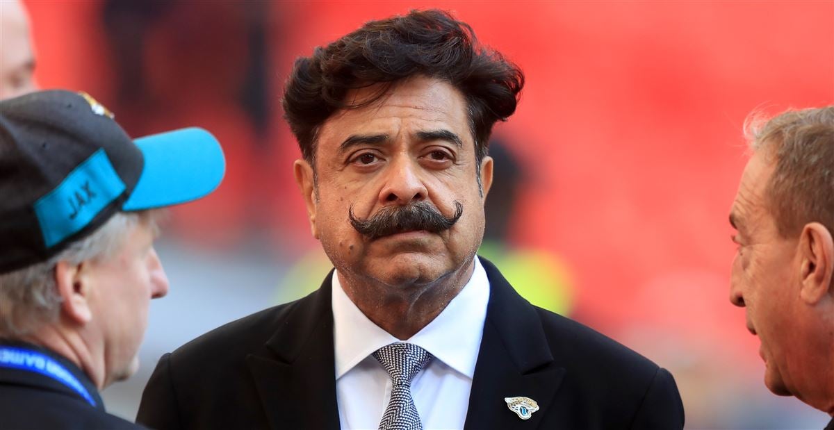 Jacksonville Jaguars owner Shad Khan caught sleeping during team's