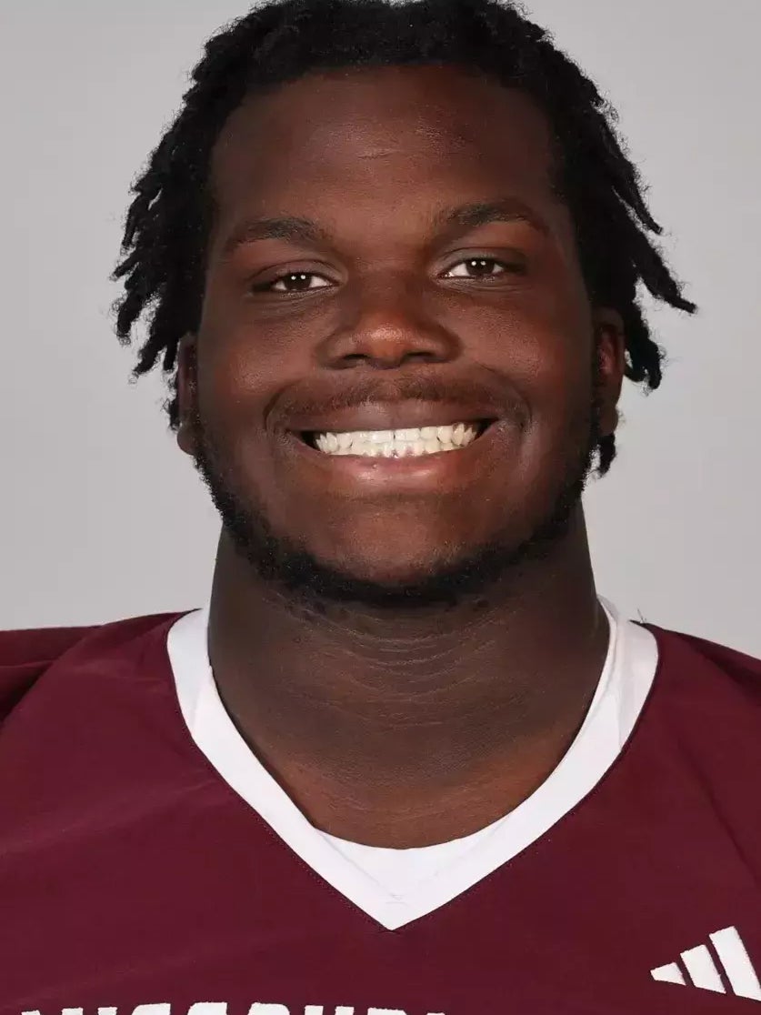 Dezmond Barnes athlete image