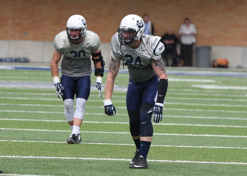 Senior Linebacker Kyler Fackrell Balances Football, Fatherhood and School -  Utah State University Athletics