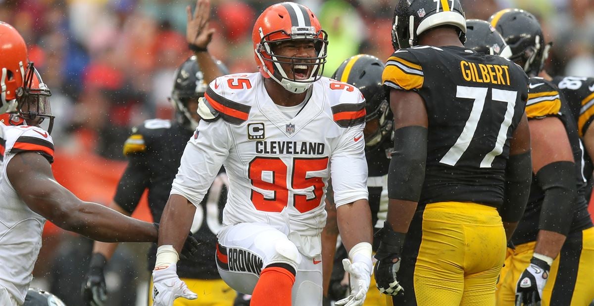 Video: Browns' Myles Garrett Posts 60'' Box Jump, Campaigns for