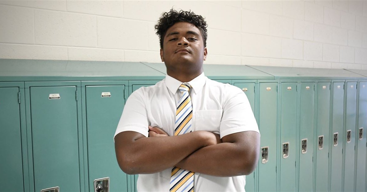 Three-star offensive lineman Vaea Ikakoula talks Stanford commitment