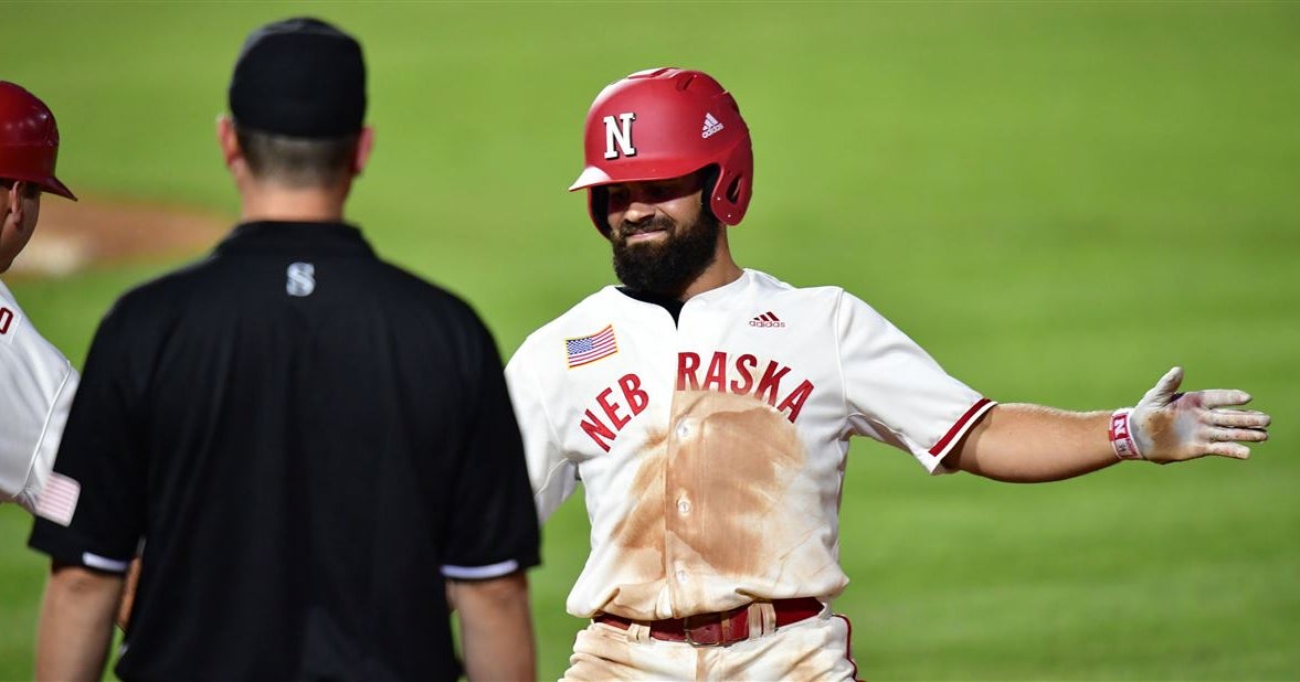 LIVE THREAD Nebraska Baseball vs. Arkansas (Game 3)