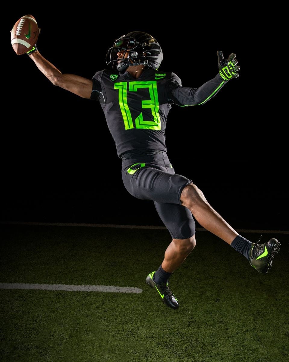 oregon football uniforms 2018