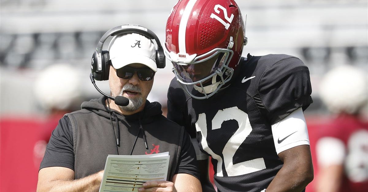 Alabama OC Ryan Grubb talks pre-snap issues, Keelon Russell's debut, the battle at left guard, RPOs and more