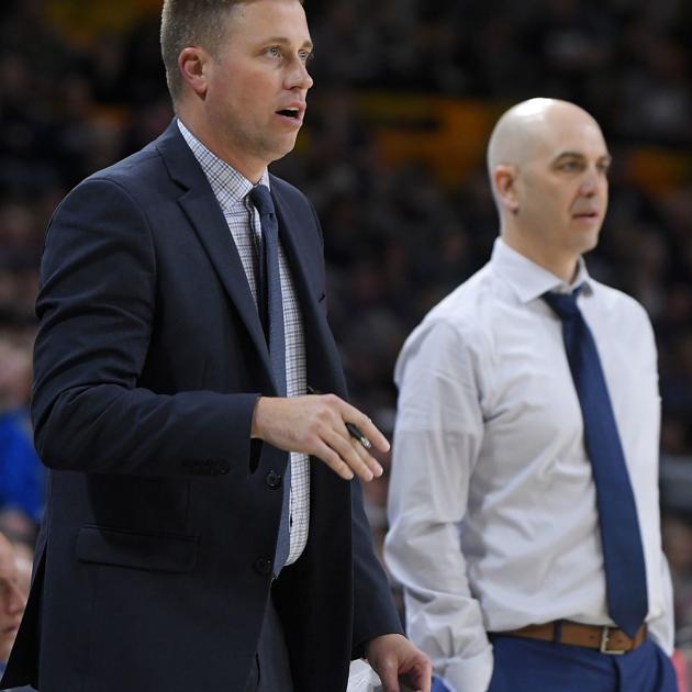 South Dakota basketball hires Eric Peterson as new head coach