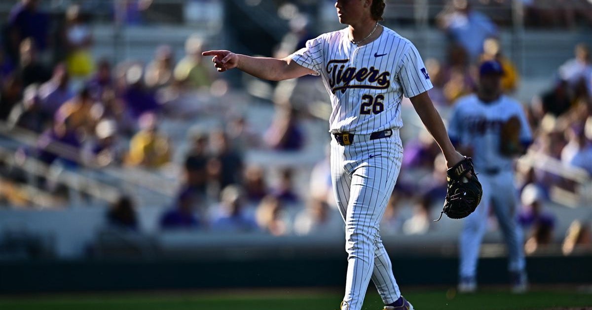 LSU executes well rounded performance to take game two from Kentucky