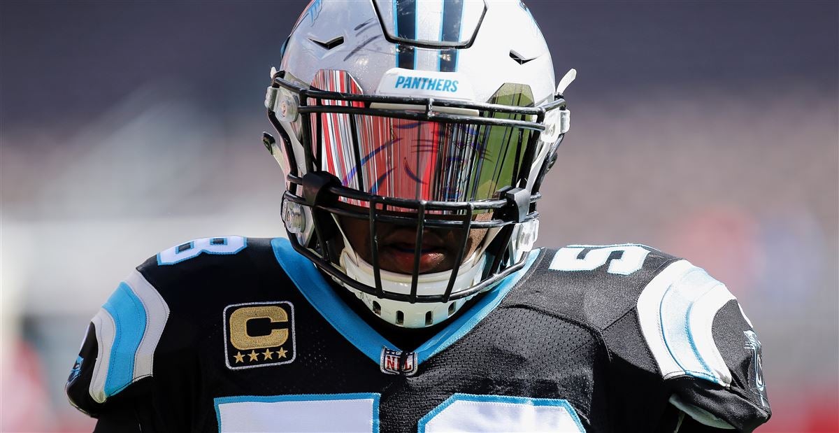 A detailed view of Thomas Davis of the Carolina Panthers visor before  News Photo - Getty Images