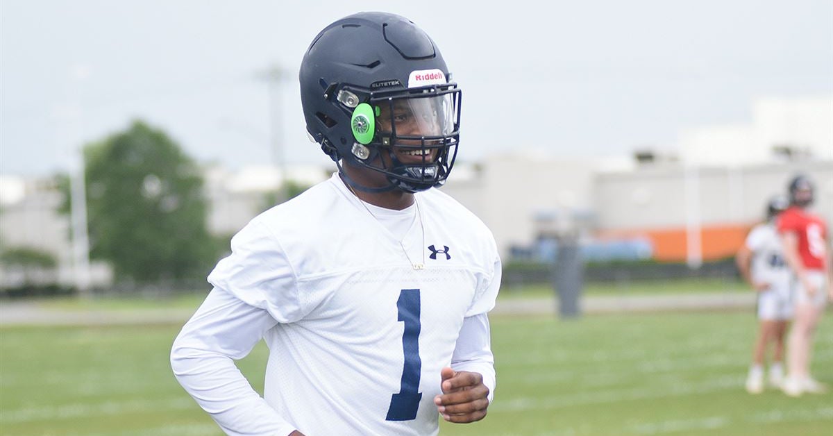 VIDEO: 5-star WR Perry Thompson talks Auburn's recruiting push and ...