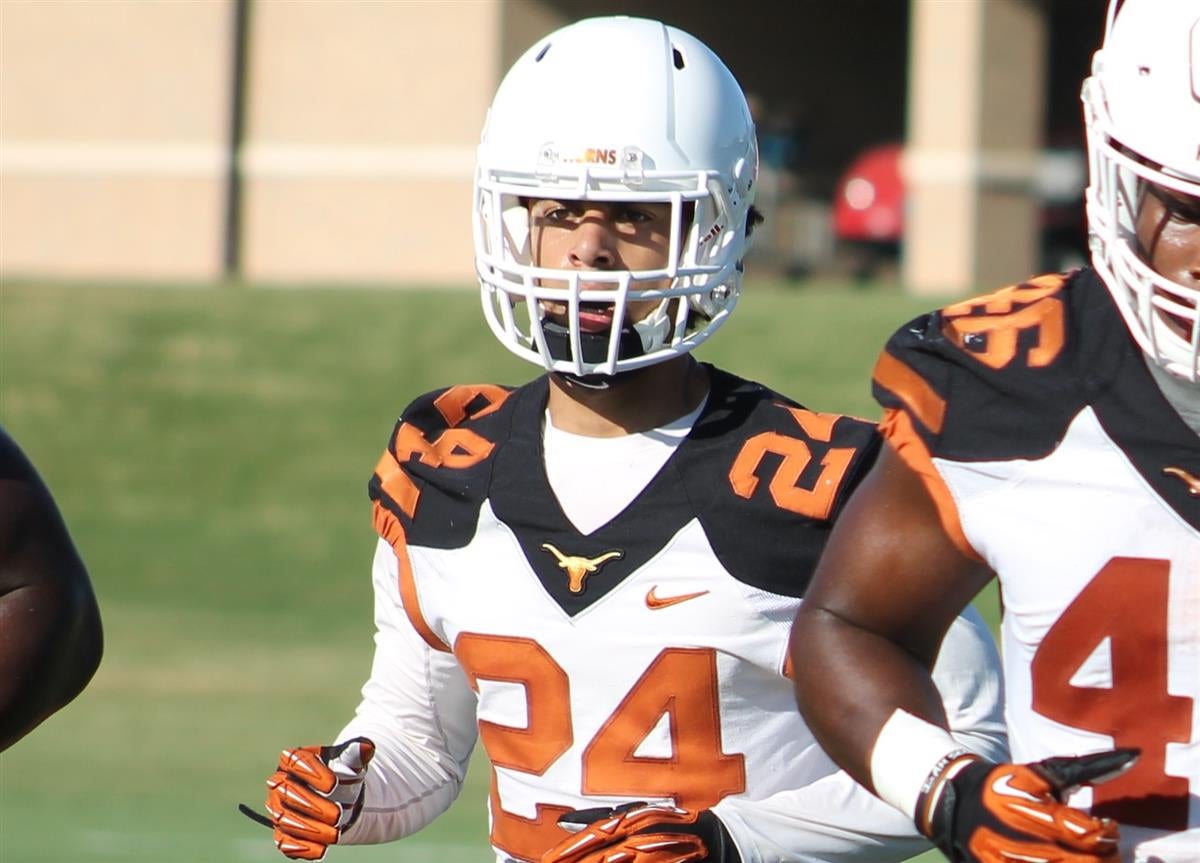 Texas Ex and DBU alum Michael Huff has big praise for current Longhorns  secondary - Burnt Orange Nation