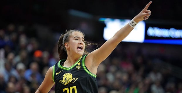 Steph Curry loves Sabrina Ionescu's passion for the game