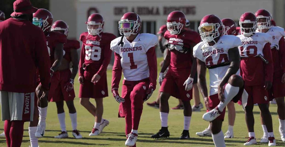 Oklahoma football: Radley-Hiles reportedly enters transfer portal