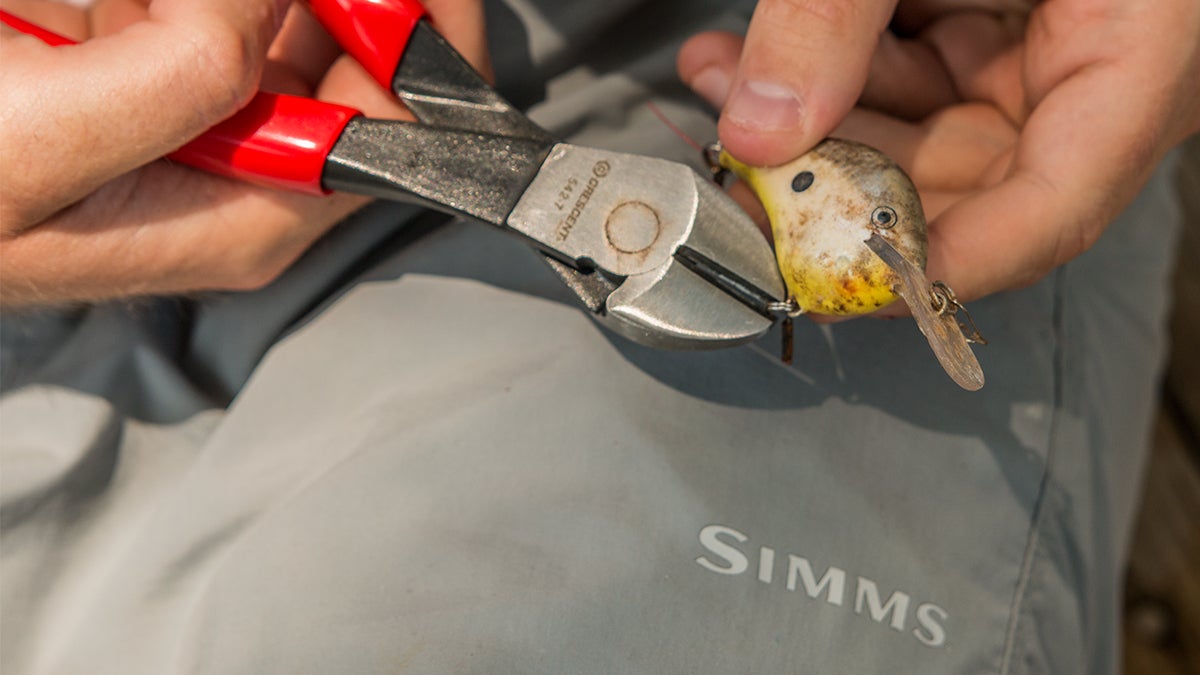 How to Restore Old Fishing Lures