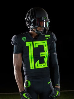 Oregon football uniforms 2018: Nike slaps some bigass numbers on
