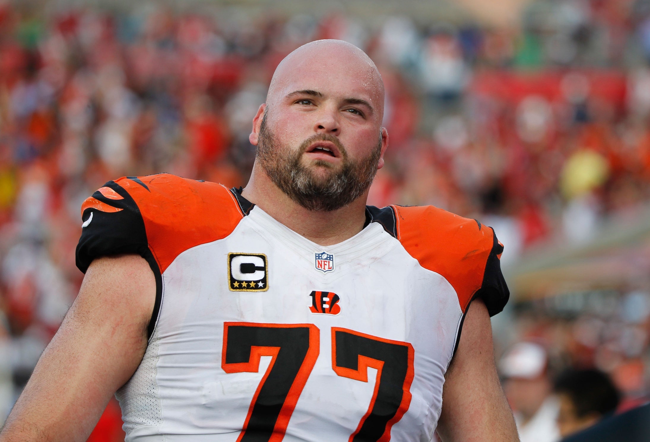 Rams sign offensive lineman Andrew Whitworth