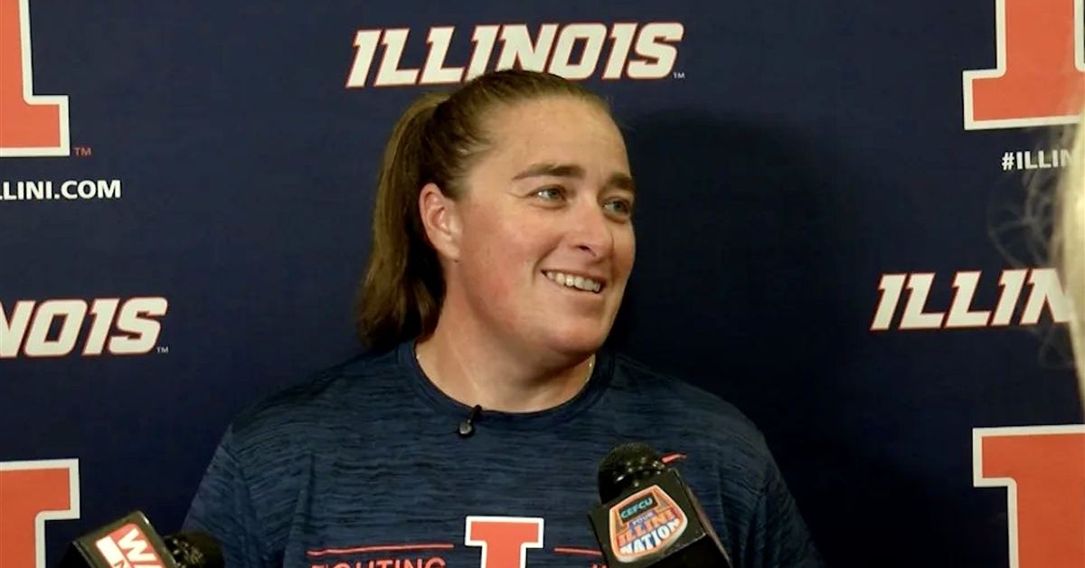 Jenna Hall's passion for alma matter fuels Illini rebuild: 'Illinois has meant so much to me my whole life'