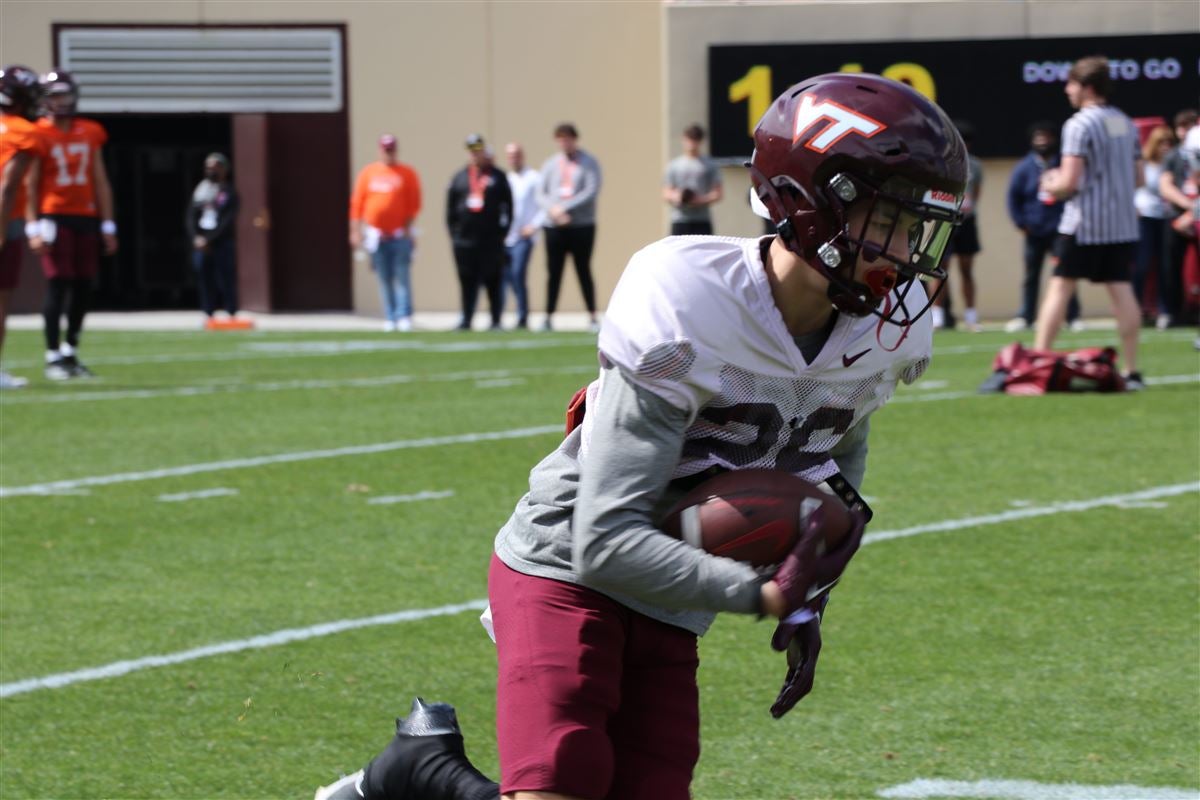 Delane ranked in top 10 for returning cornerbacks by Pro Football Focus -  Virginia Tech Athletics