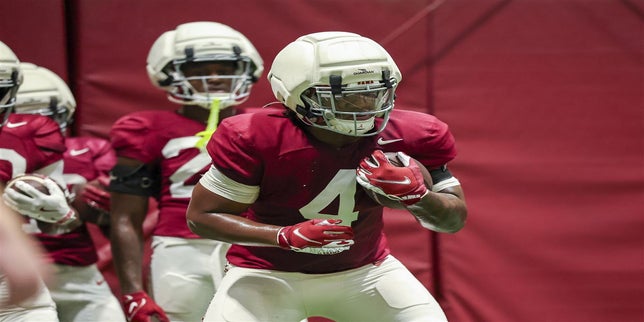 What to know about Alabama's running backs with Jam Miller sidelined by injury