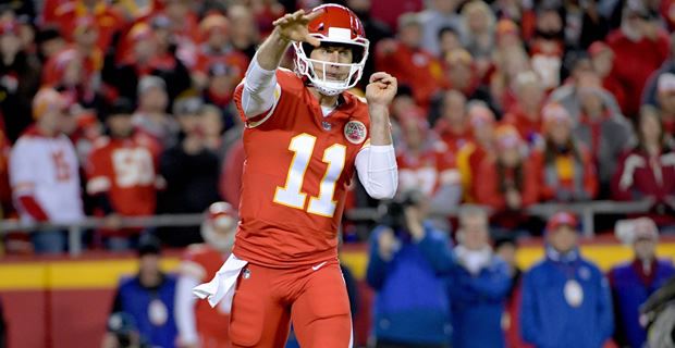 NFL picks, predictions against the spread Week 12: Seahawks rock Raiders;  Eagles pop Packers; Dolphins, Chiefs dominate