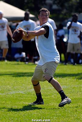 Purdue quarterback Robert Marve participates in quarterback drills during  the NFL super regional football scouting combine Monday, April 8, 2013, in  Arlington, Texas. (AP Photo/Tony Gutierrez Stock Photo - Alamy