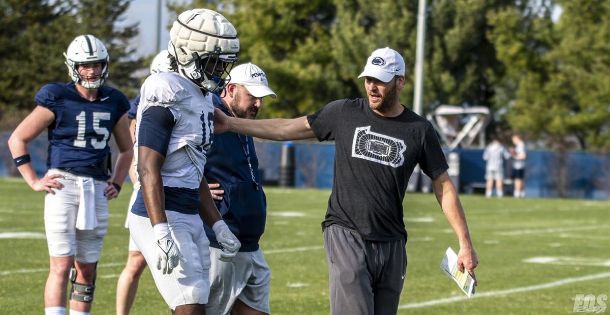 Tyler High Lions hold annual blue-white spring game