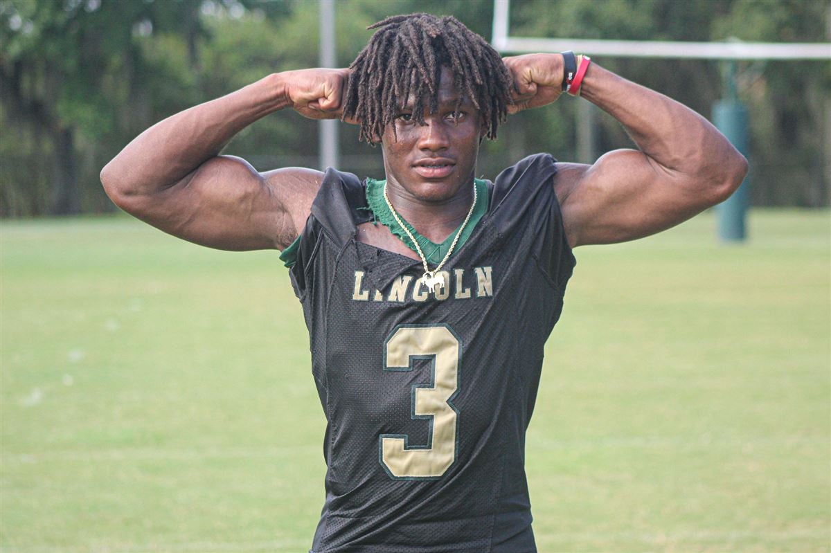 Lincoln's Raylen Wilson becomes 13th Big Bend Under Armour All-America  selection