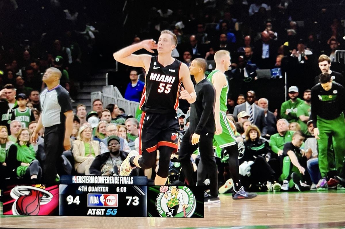 Duncan Robinson Quiets The Boston Crowd Helps Lead Miami Heat Back To Nba Finals