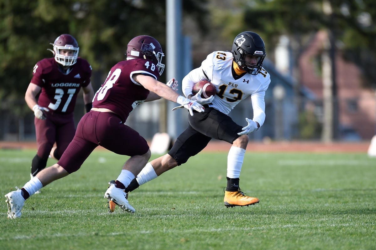 PHOTO GALLERY: Puget Sound Tops Pacific Lutheran 28-20