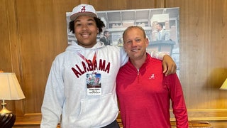 No. 1 overall interior offensive lineman Michael Carroll, out of IMG Academy (FL), signs with Alabama