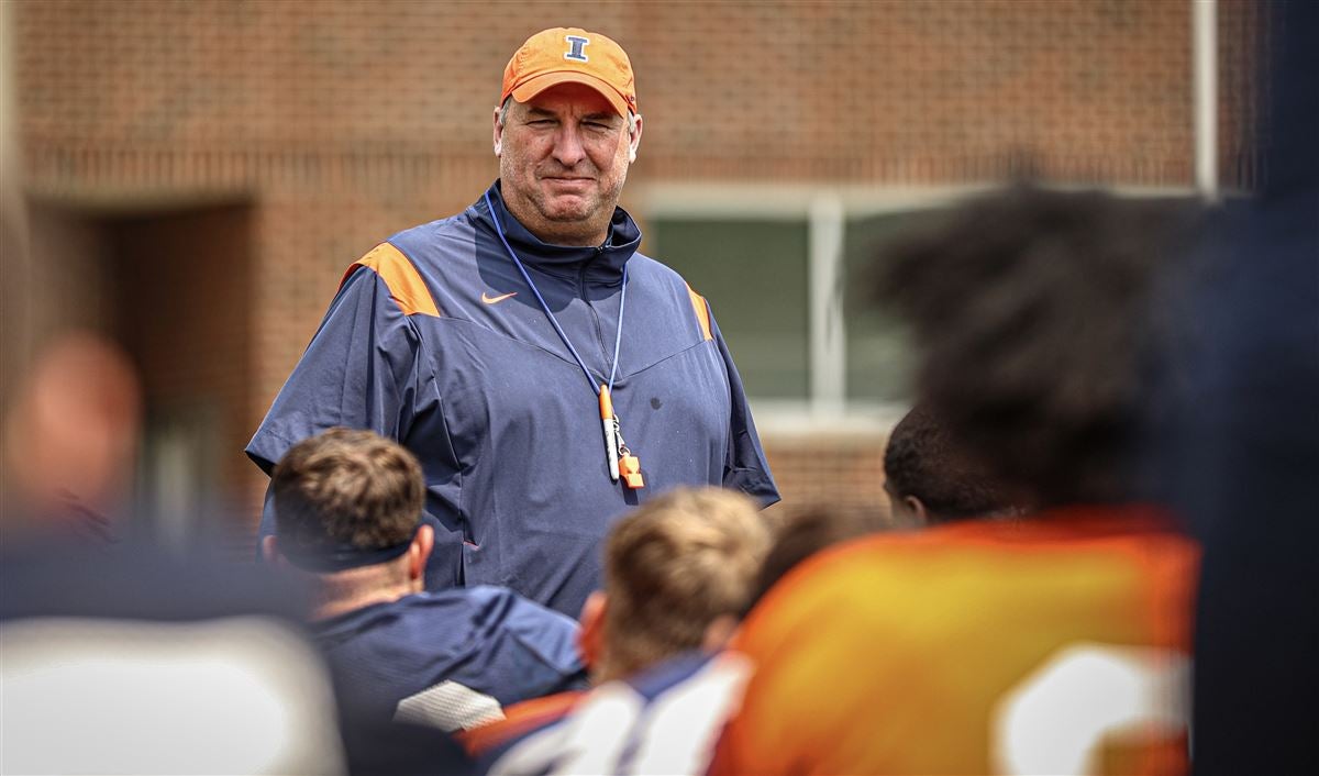 Illinois Football on X: New look with ties to traditions. #Illini