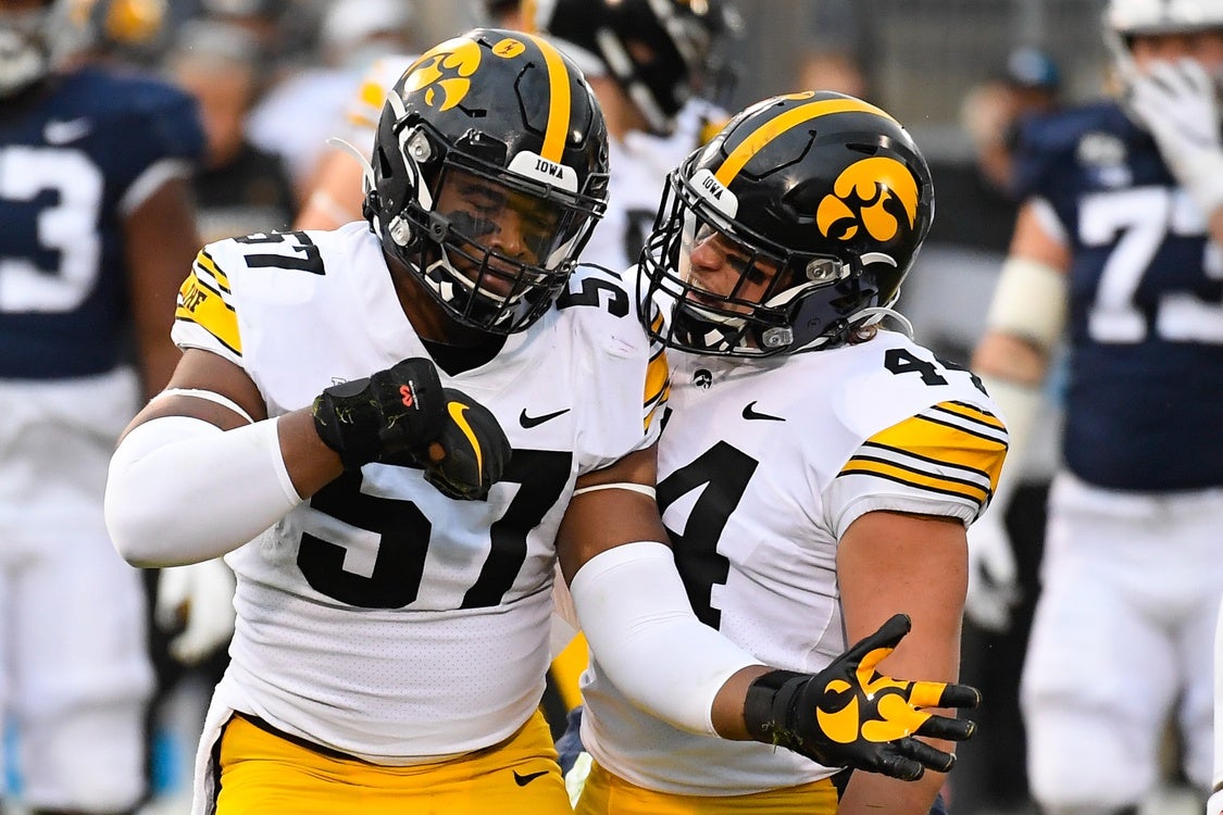 Daviyon Nixon and Chauncey Golston go pro, Zach VanValkenburg stays a  Hawkeye