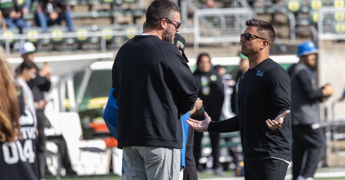 Why does Oregon and Dan Lanning keep taking uneeded risks that change ...