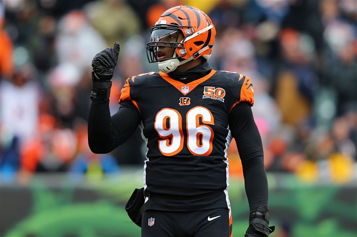 DD2 to honor Fort Dorchester alum, NFL star Carlos Dunlap with