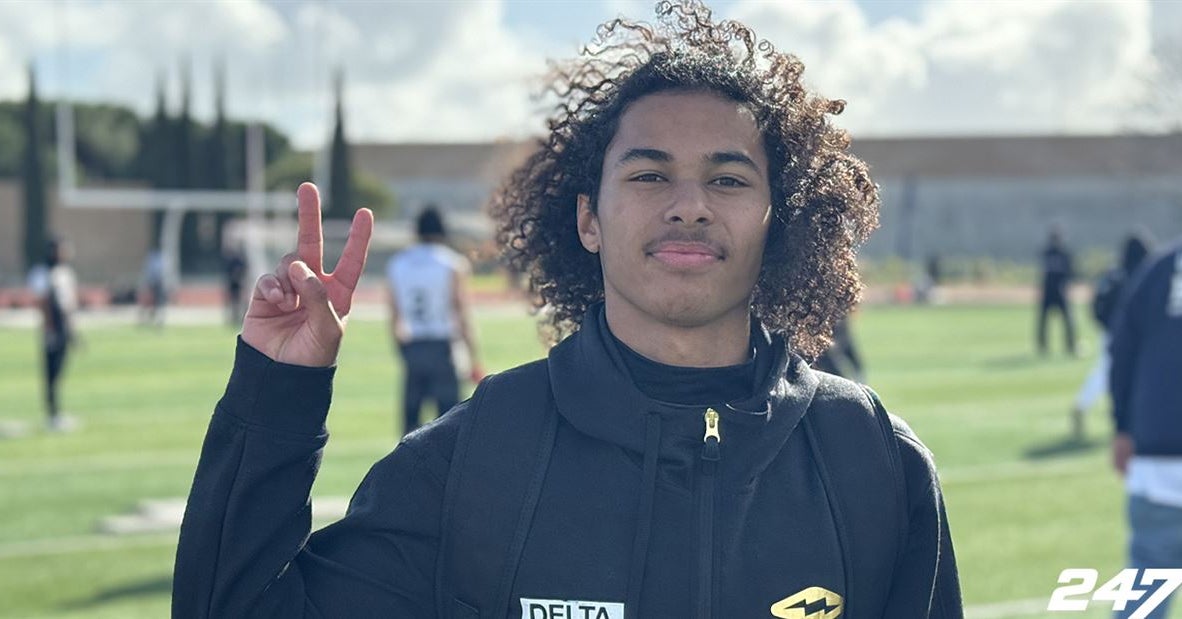 Sierra Riordan Sierra Canyon sophomore defensive back Madden Riordan gives new USC ...