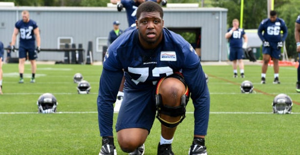 Seahawks rookie Jaxon Smith-Njigba in injury tent with leg injury - Field  Gulls