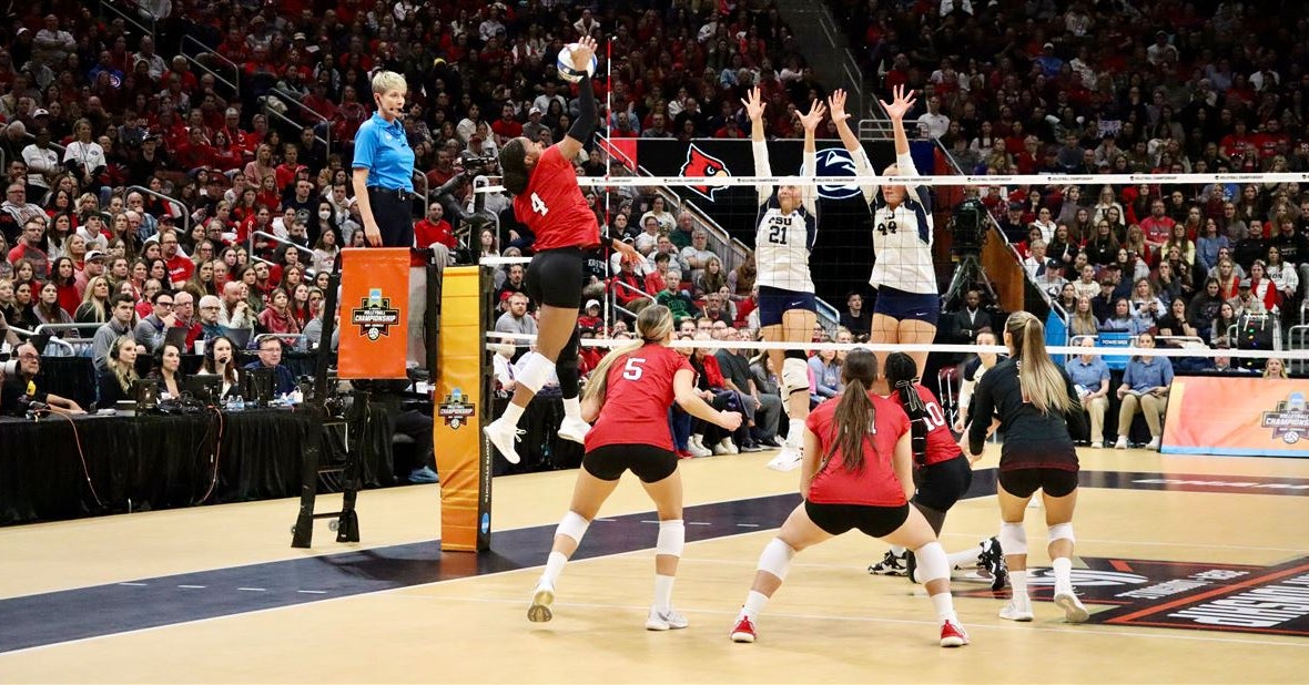 Louisville volleyball falls in National Championship to Penn State