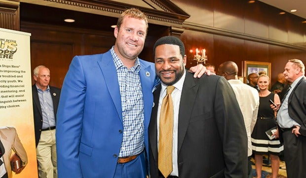 Former Steelers Duo Jerome Bettis and Ben Roethlisberger Pound Former  Jacksonville Jaguars For 60k