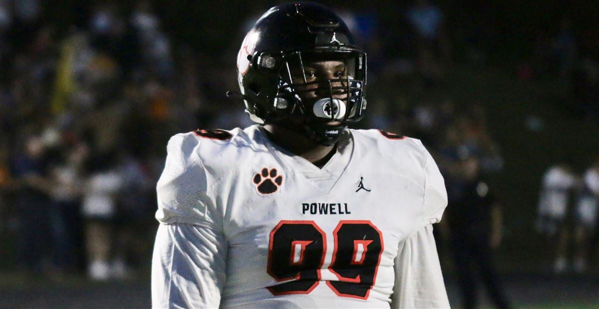 Walter Nolen: No. 1 defensive line football recruit plays at Powell