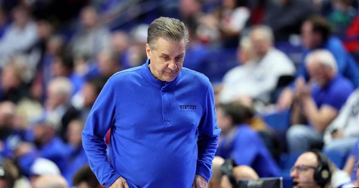 Kentucky vs. Arkansas basketball John Calipari critical of Wildcats