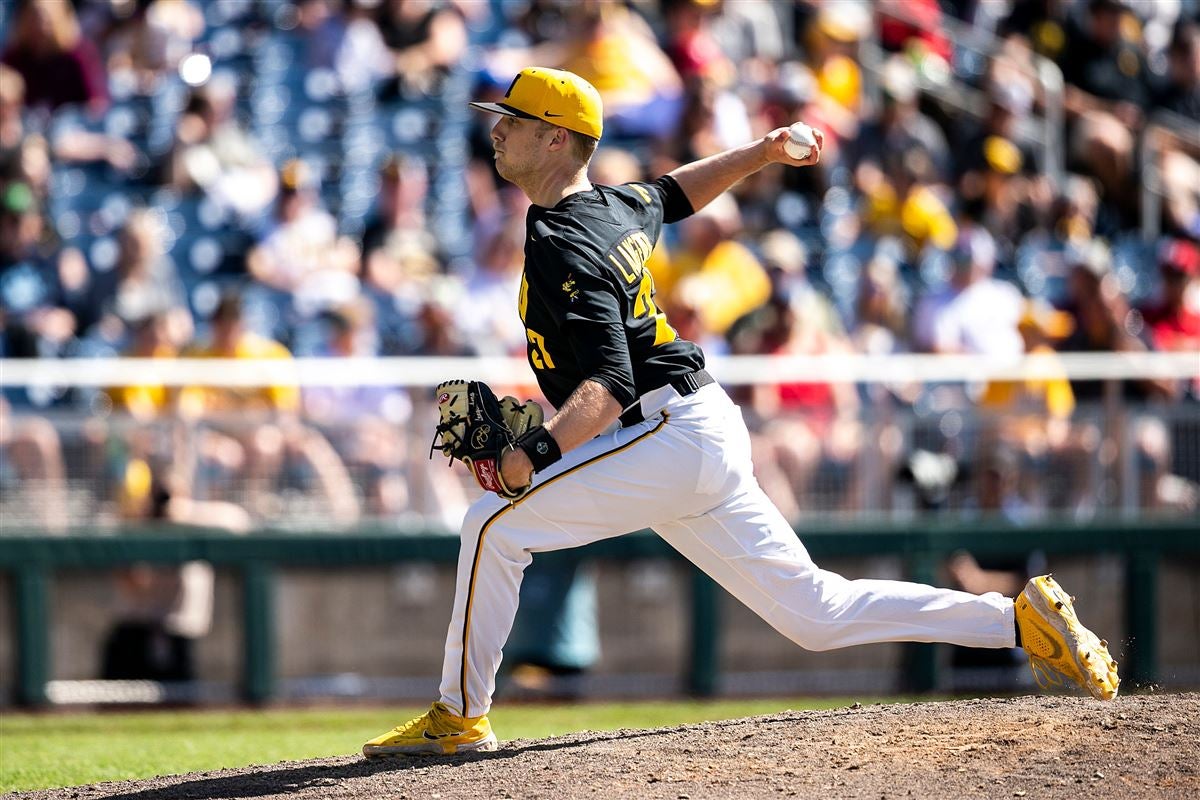 Iowa Baseball: Michael Seegers' triple keeps Iowa's season alive in 13 ...